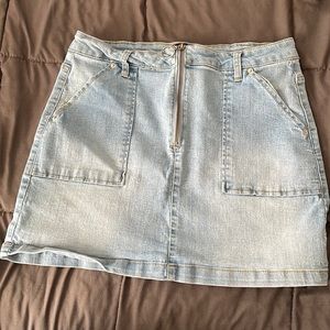 Fashion nova jean skirt